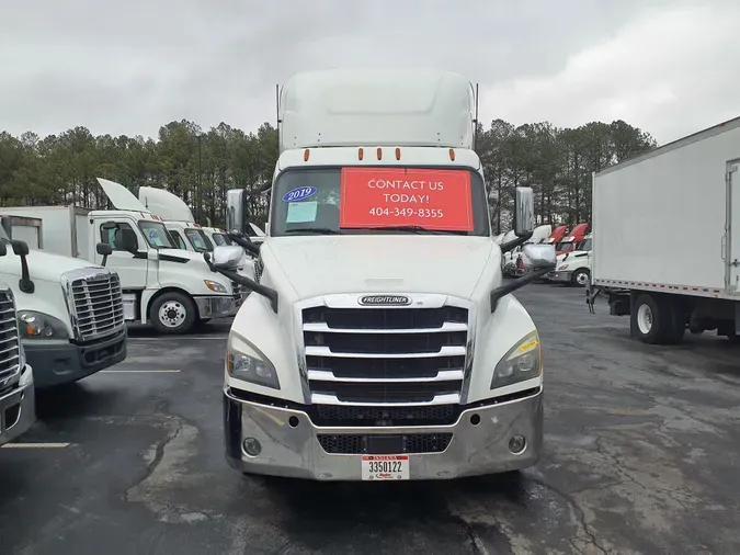 2019 FREIGHTLINER/MERCEDES NEW CASCADIA 126