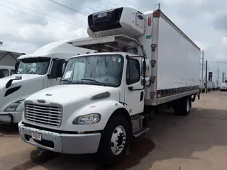 2016 FREIGHTLINER/MERCEDES M2-106MD CONV