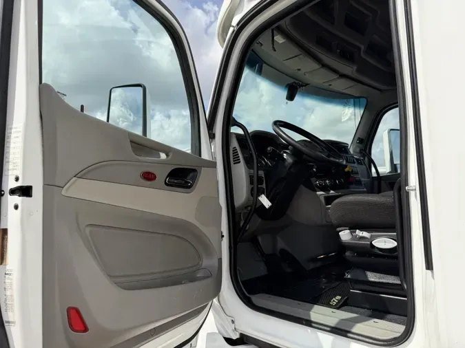 2021 Peterbilt 57956d9aa32deba38ee340da6f8556a2f18