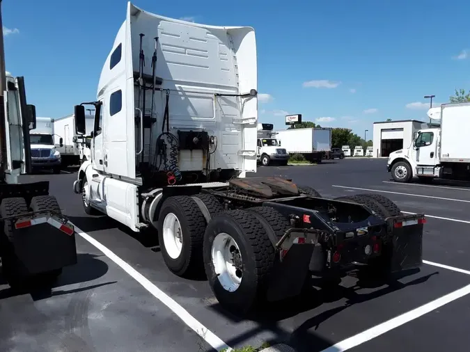 2020 VOLVO VNL64T-760
