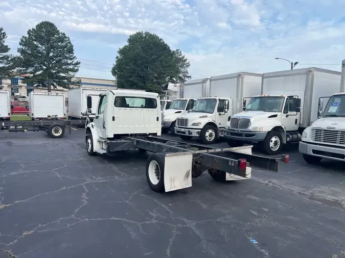 2020 FREIGHTLINER M2 106
