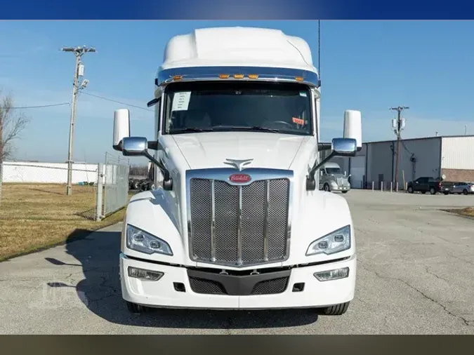 2022 PETERBILT 579