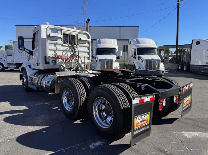 2020 Peterbilt 567