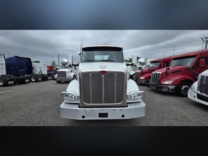 2023 Peterbilt 567