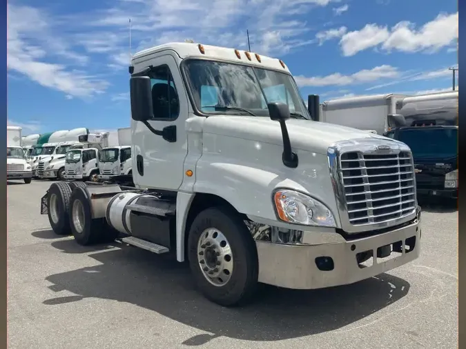 2018 FREIGHTLINER CASCADIA 125