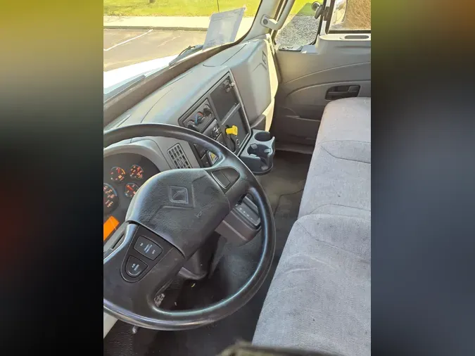 2019 NAVISTAR INTERNATIONAL 4300