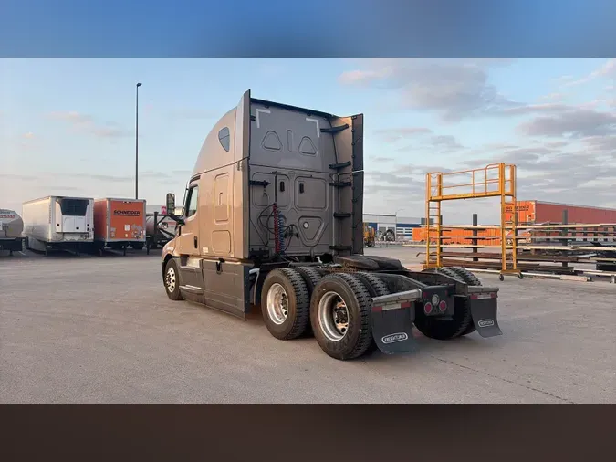 2023 Freightliner Cascadia