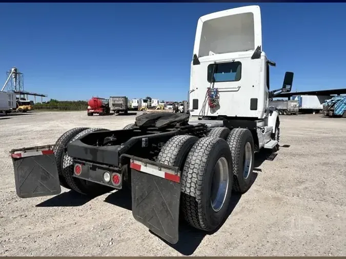 2019 PETERBILT 579