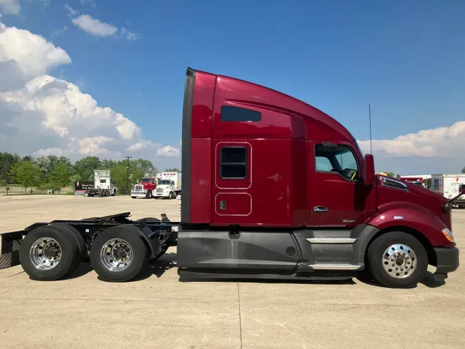 2021 Kenworth T680