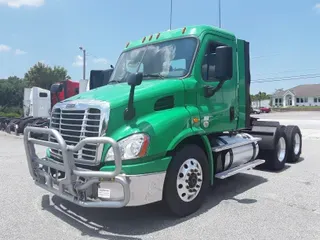 2017 Freightliner CASCADIA 113