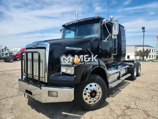 2011 WESTERN STAR 4900