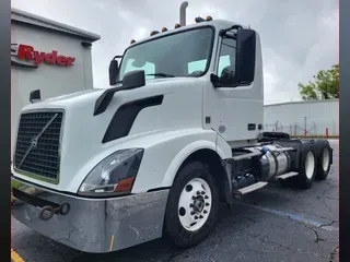 2016 VOLVO VNL64TRACTOR