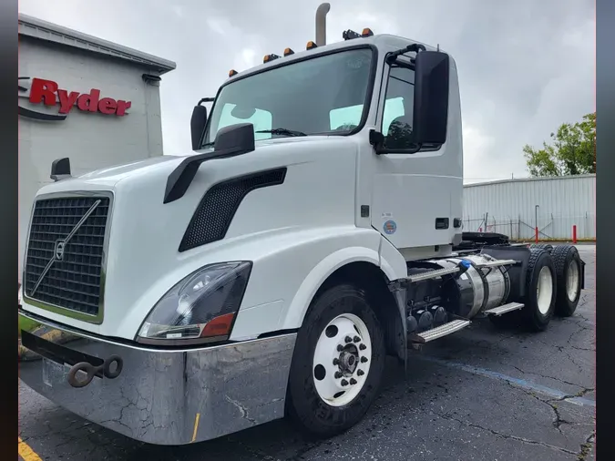 2016 VOLVO VNL64TRACTOR56f7ac6065107980a73941d57909d305