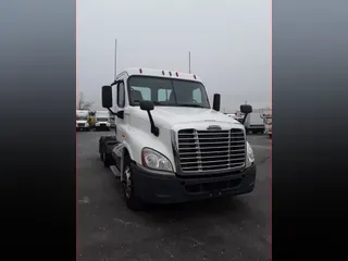 2018 FREIGHTLINER/MERCEDES CASCADIA 125