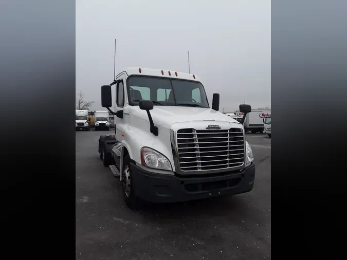 2018 FREIGHTLINER/MERCEDES CASCADIA 12556ff4dfe6299e97b4e3989443d1a38b1