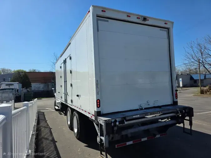 2019 FREIGHTLINER/MERCEDES M2 106