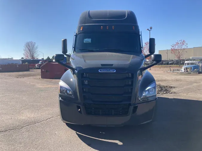 2025 Freightliner Cascadia