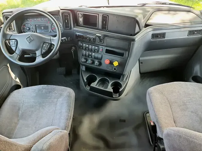 2020 NAVISTAR INTERNATIONAL LT625 SLPR CAB