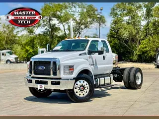 2024 FORD F-750 Super Duty