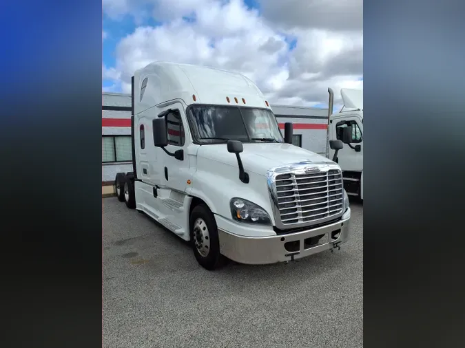 2020 FREIGHTLINER/MERCEDES CASCADIA 125