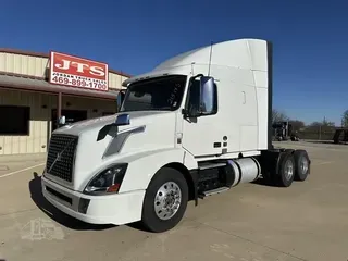 2016 VOLVO VNL64T630