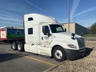 2018 International LT625