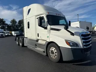 2020 Freightliner T12664ST