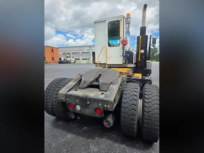 2018 OTTAWA 4X2 T2570cebde75cc3cef3e8afc738dfd84d8