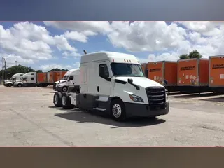 2022 Freightliner Cascadia 126