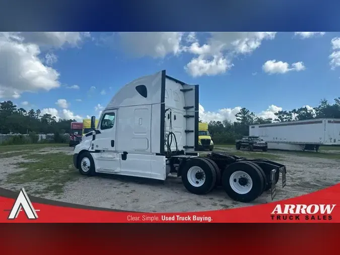 2021 FREIGHTLINER CA126