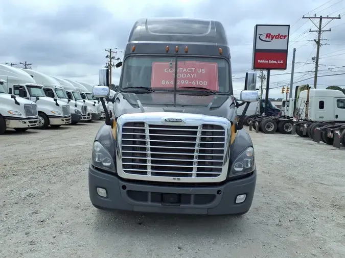 2020 FREIGHTLINER CASCADIA 125