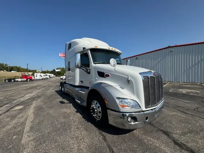 2021 Peterbilt 579