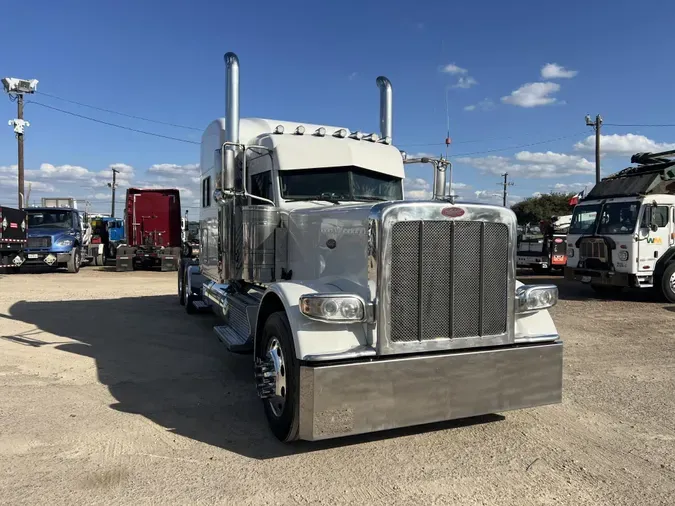 2020 Peterbilt 389