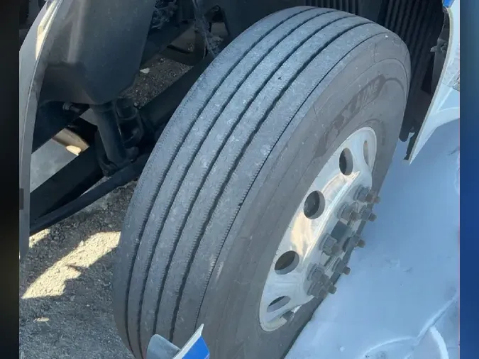 2025 VOLVO VNL64T740571aa14314528b897fe3832e96f7a3d2