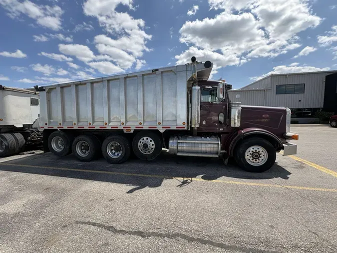 1999 Peterbilt 357