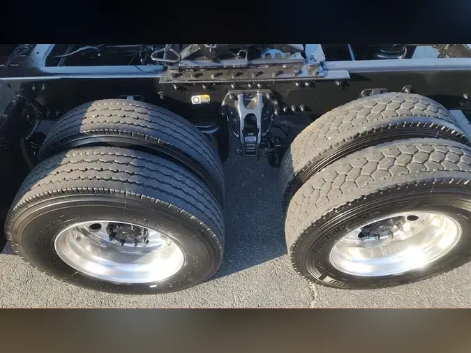 2022 KENWORTH T680