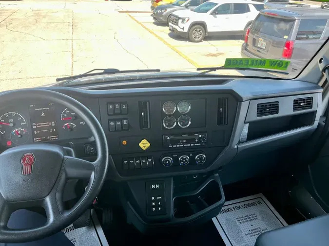 2024 Kenworth T280