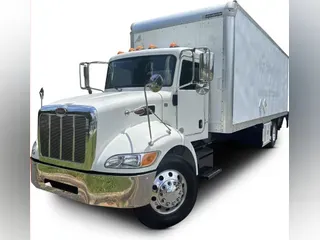 2017 Peterbilt 330