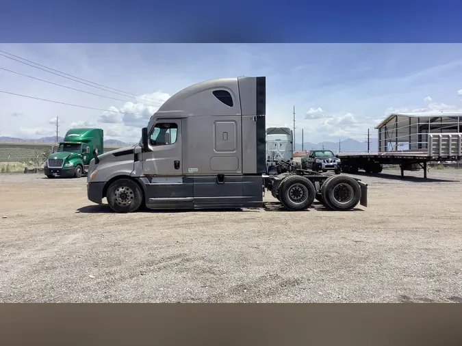 2021 Freightliner Cascadia