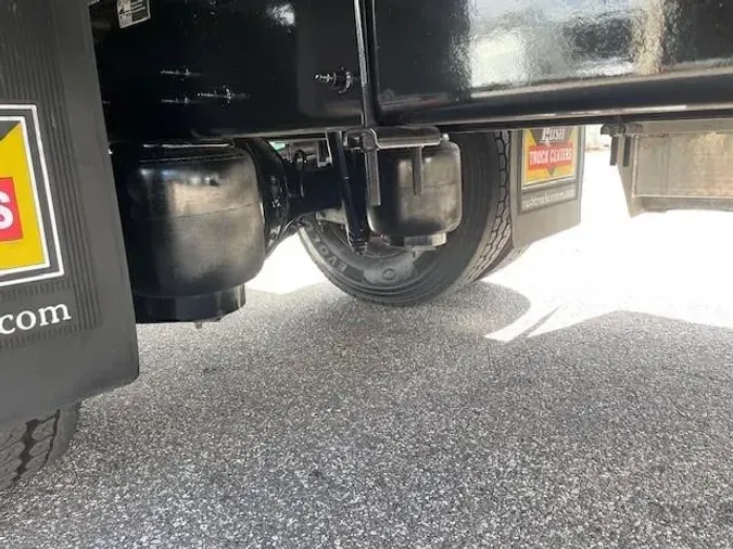 2020 Peterbilt 337