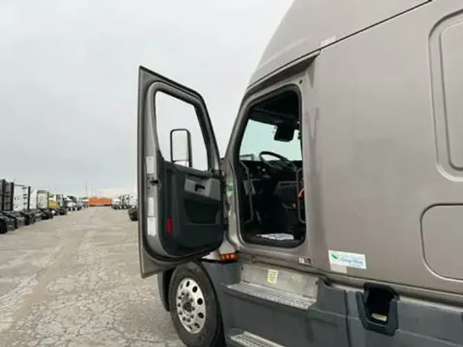 2021 Freightliner Cascadia