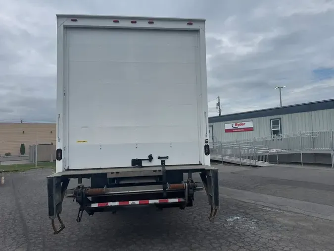 2019 FREIGHTLINER/MERCEDES M2 106