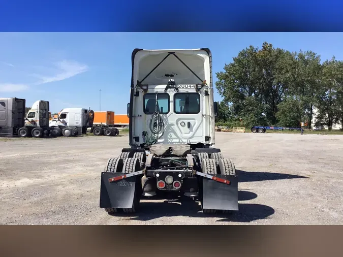 2020 Freightliner Cascadia 126573d92bc4b465bd9213ff44dfc1e4b5d