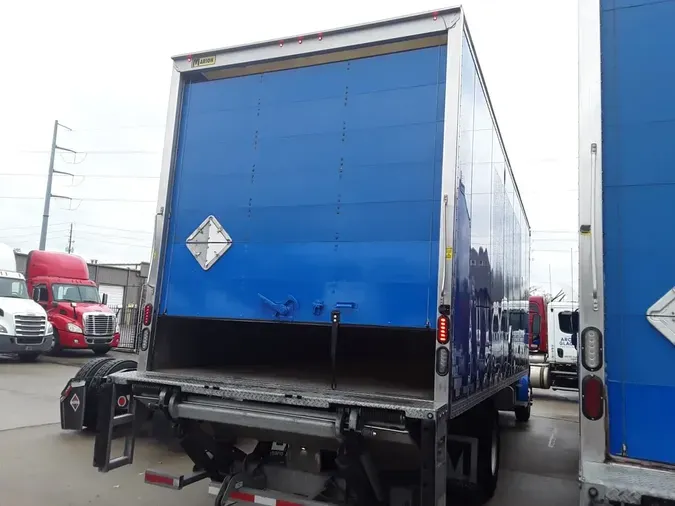 2022 FREIGHTLINER/MERCEDES M2 106