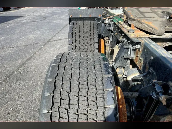 2020 INT LT625 6x457440fa2eef55ddecaee312673bdd03f