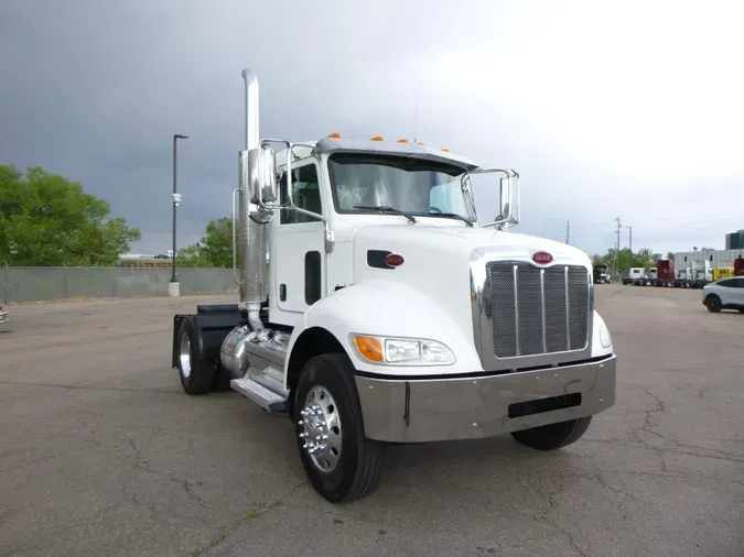 2018 Peterbilt 337