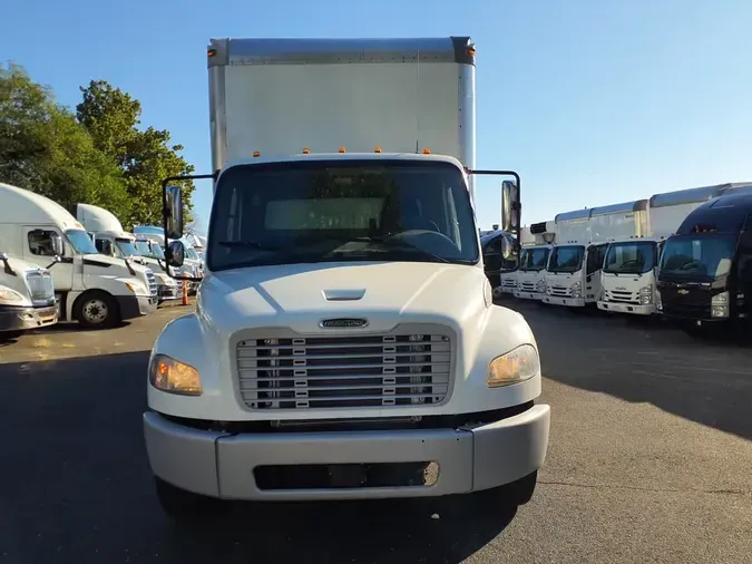 2019 FREIGHTLINER M2 106