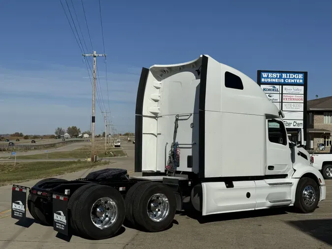 2022 PETERBILT 579