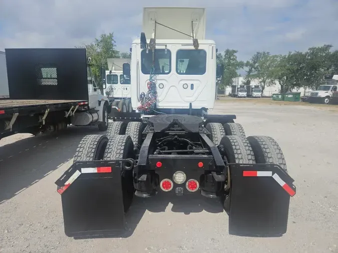 2018 FREIGHTLINER/MERCEDES CASCADIA 125