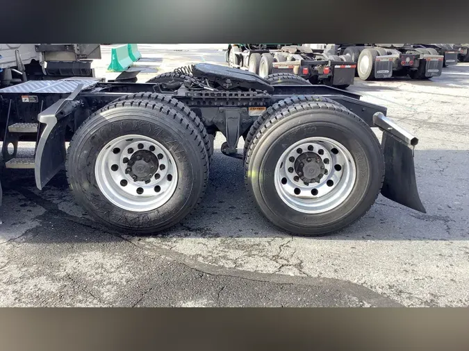 2022 Freightliner Cascadia 126574bef890d7a4057ed094076bb03af4b